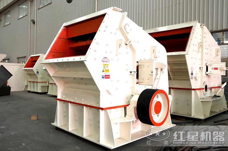 小型錘式磕石機(jī)